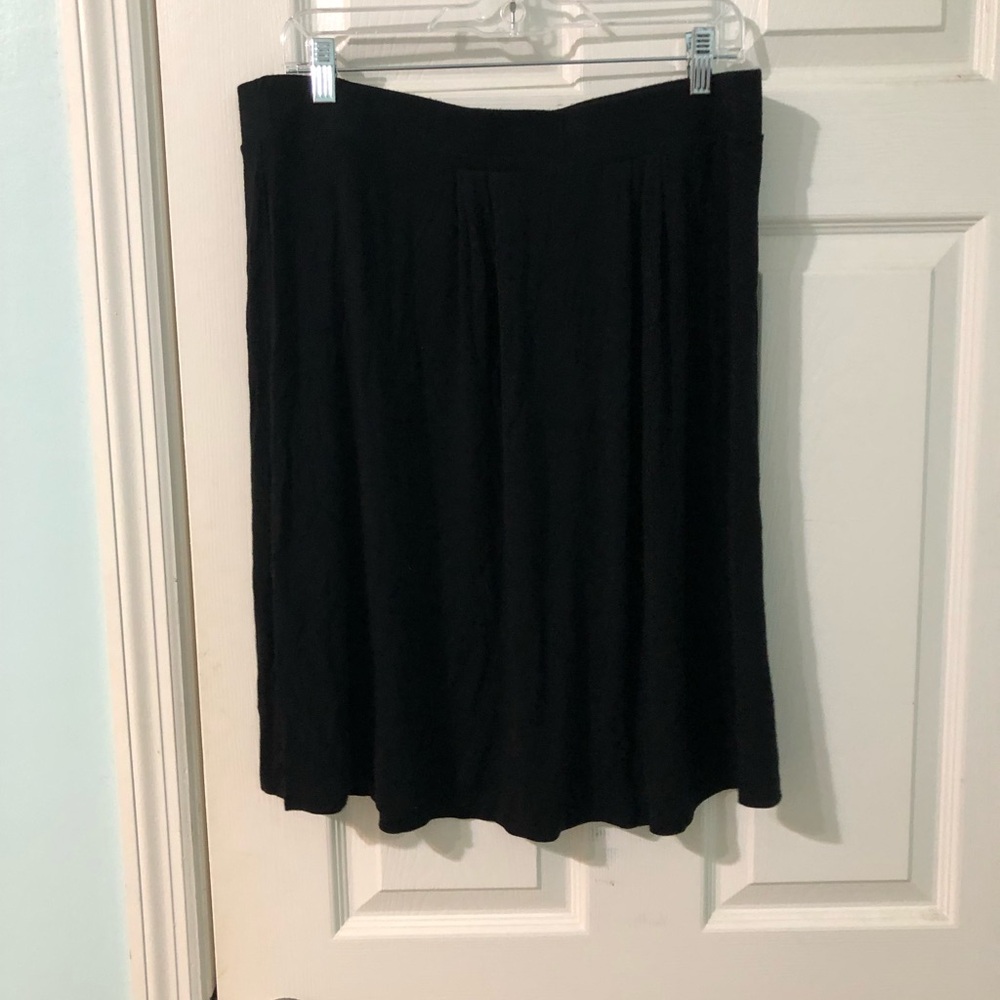Dana Buchman Casual Black MIDI Skirt
